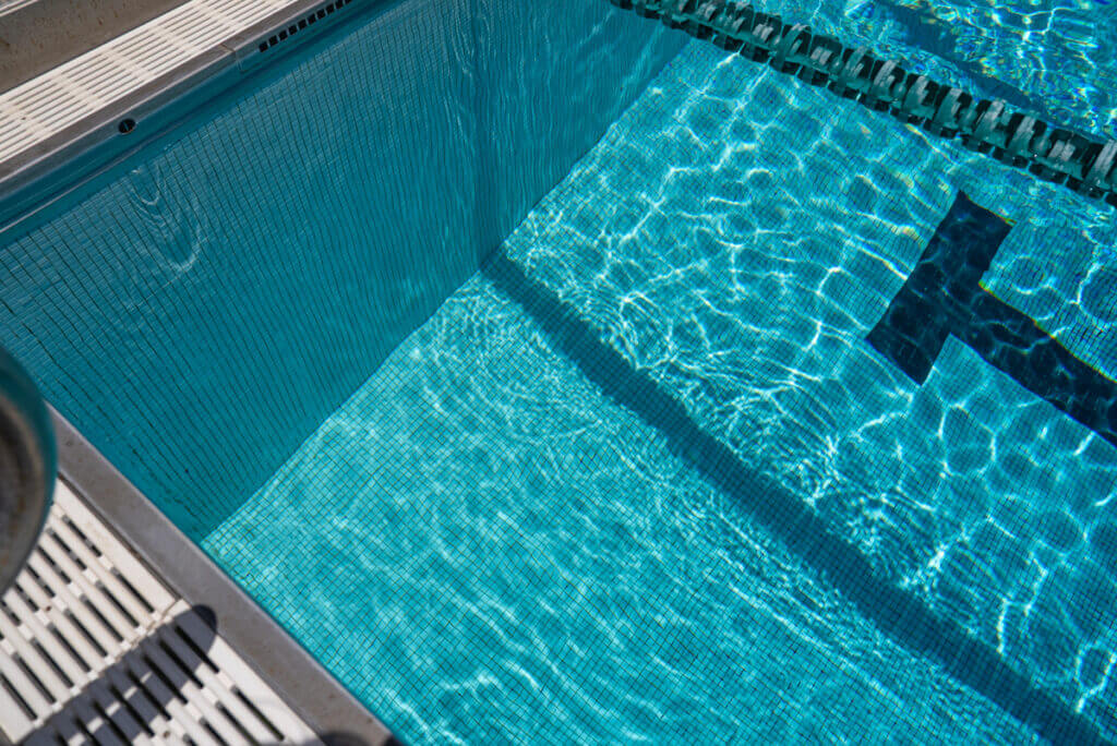 Olympic dive pool restoration at University of Hawai‘i with new pumps, filters, and chlorination system