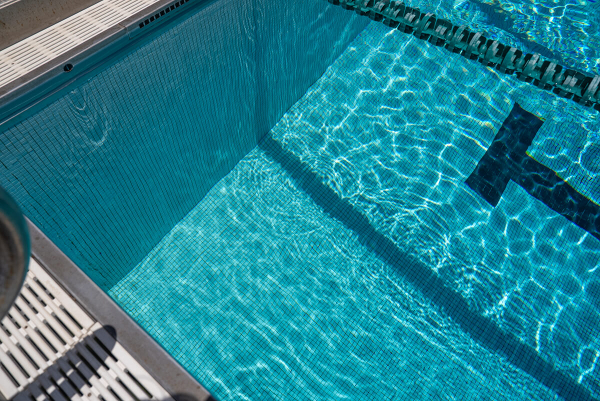 Olympic dive pool restoration at University of Hawai‘i with new pumps, filters, and chlorination system